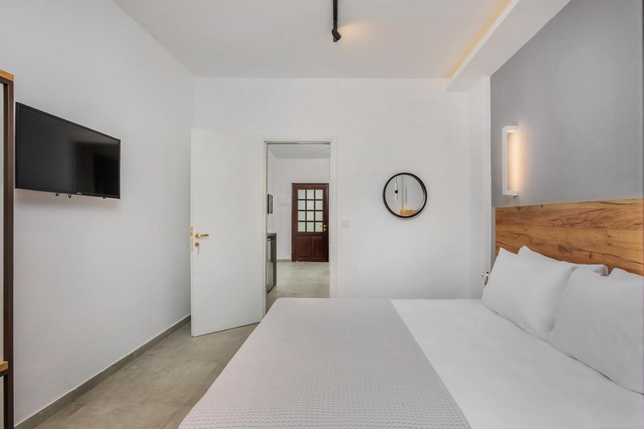 Eleon Suites Áfitos Exterior foto